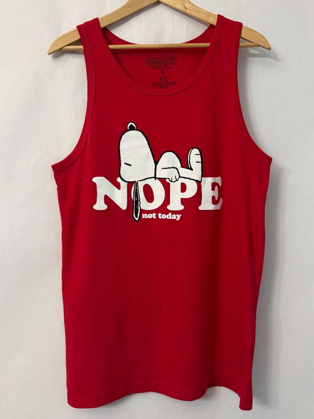 Peanuts Snoopy Nope Not Today Tank Top Red Size Small
